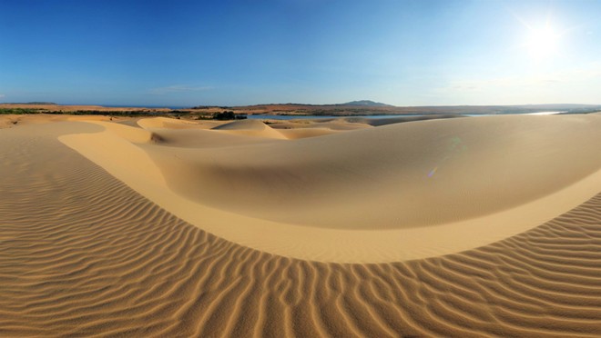 vietnam sandy dunes 2