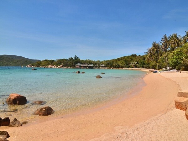 Hon Ong Island - Van Trang Bay - Nha Trang - not-to-be-missed destination