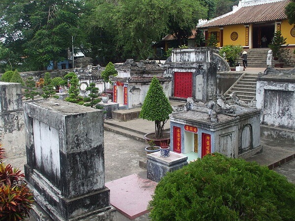 Thoai Ngoc Hau Mausoleum in Chau Doc