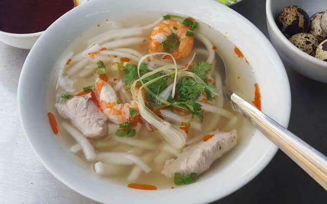 Ba Doi bread soup, a specialty of Hue traditional cuisine