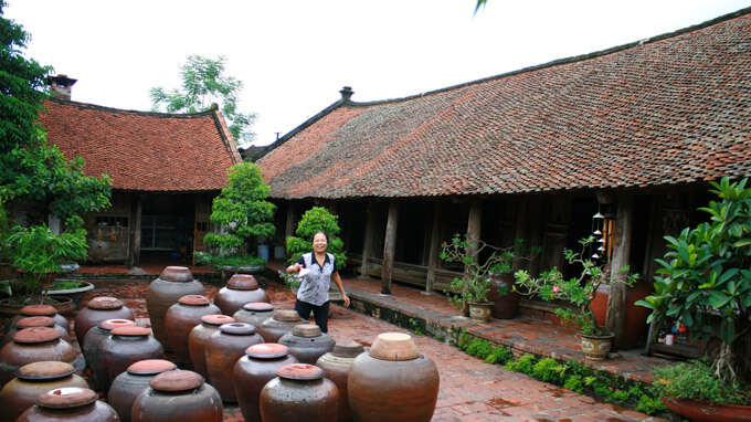 Duong lam Ancient Village 4