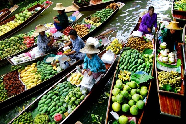 Floating market 8