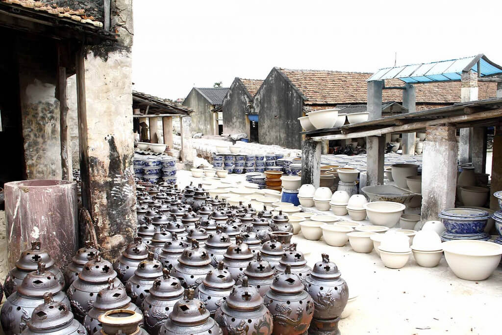 Bat Trang Pottery Village 1