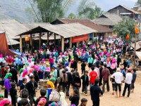 Why Khau Vai Love Market Fascinates All Visitors in Ha Giang?