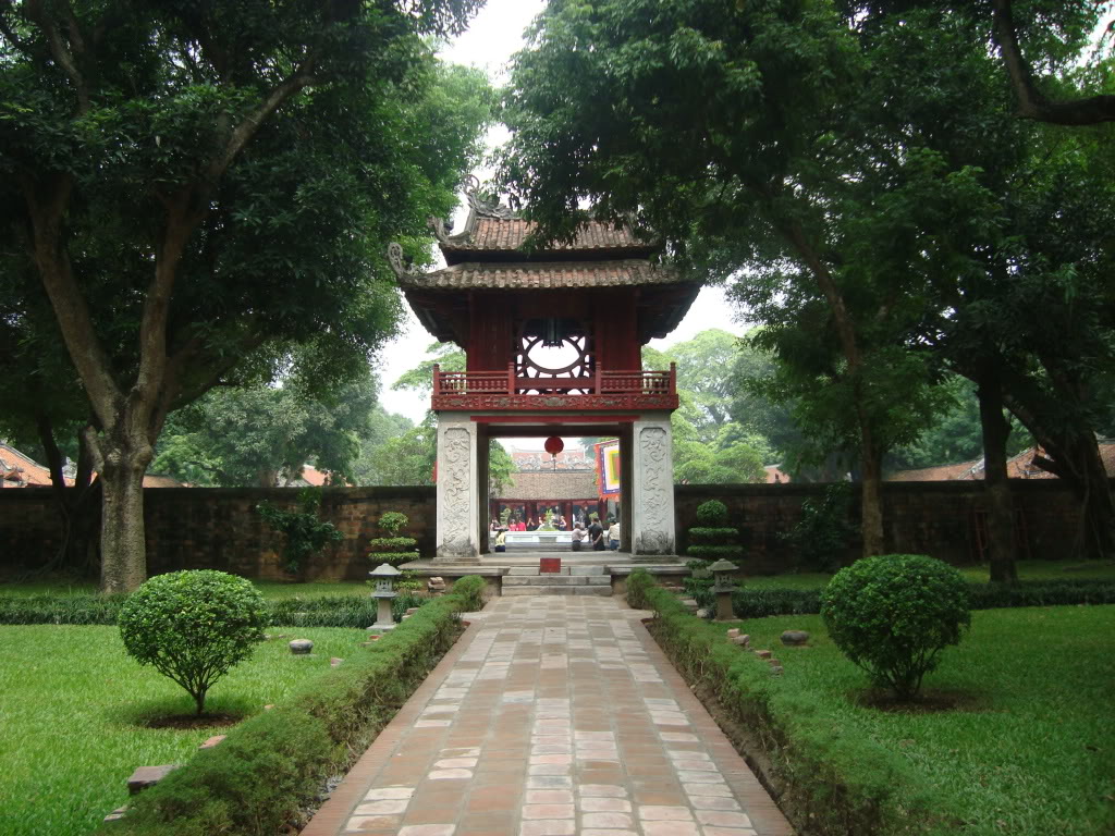 Best Places to Visit in Hanoi 3